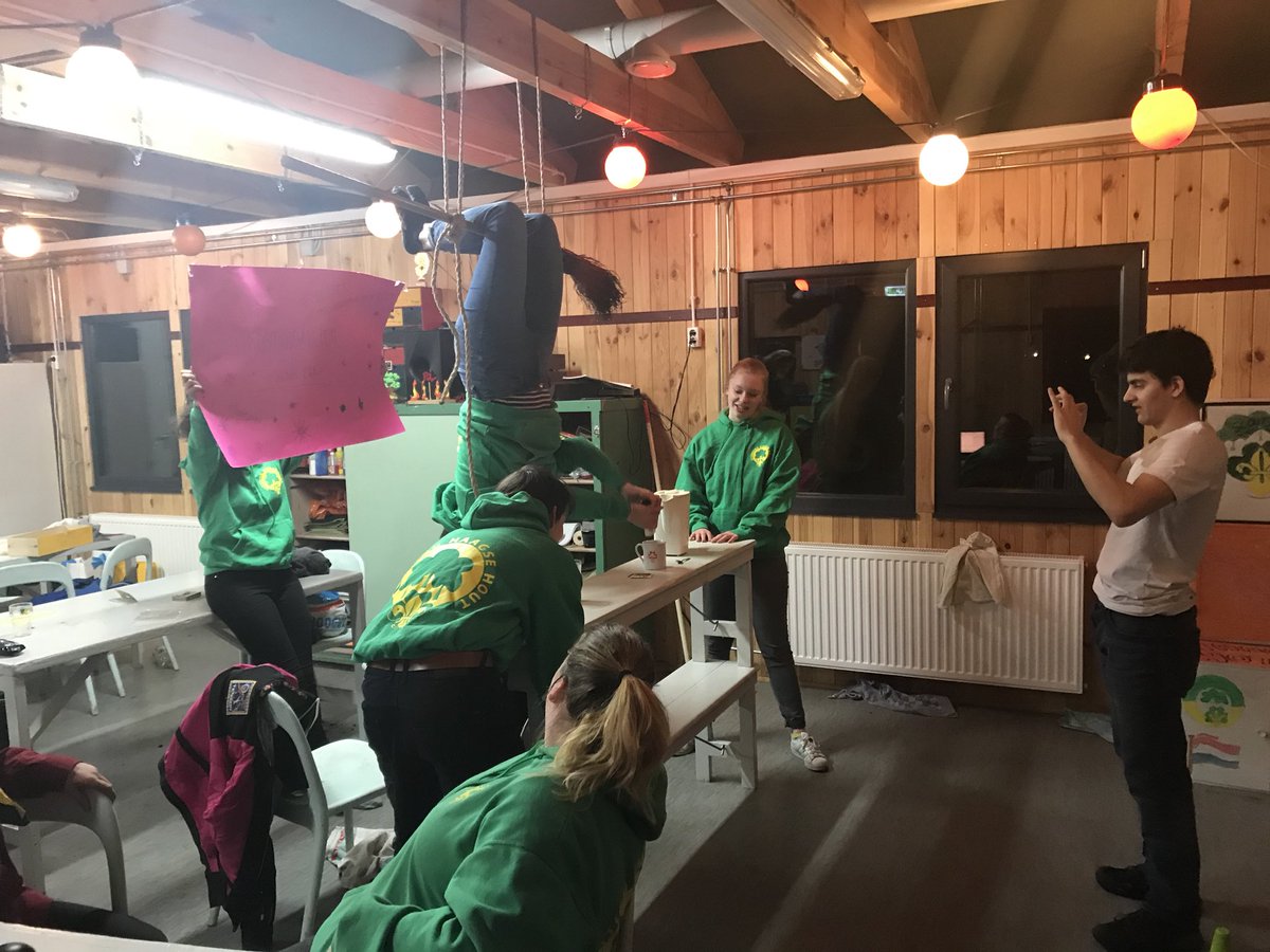 #iScout18 wat lachen we wat af hier <a href="/ScoutingHaagseH/">Scouting Haagse Hout</a>