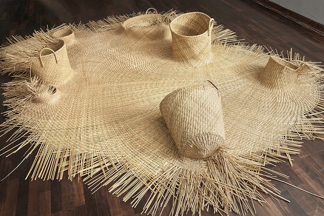 impeccable. ana teresa barboza's 'destejer la imagen' (2017)