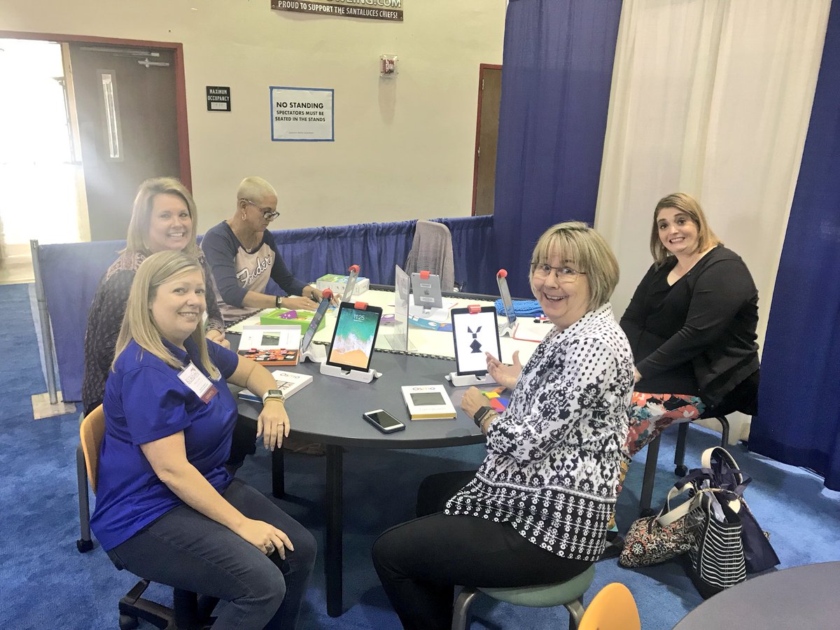 RebeccaSmykla's tweet photo. #Makerspace Experience was once again an awesome time @pbcsdTechConf because of the amazing educators! @nancy_bourne @ToddLaVogue @YoGreenie @tbpeart  @debsvec @toopickee @ToniLipscher @HMRuff #pbcsdtechconf https://t.co/qpMkNL40y5
