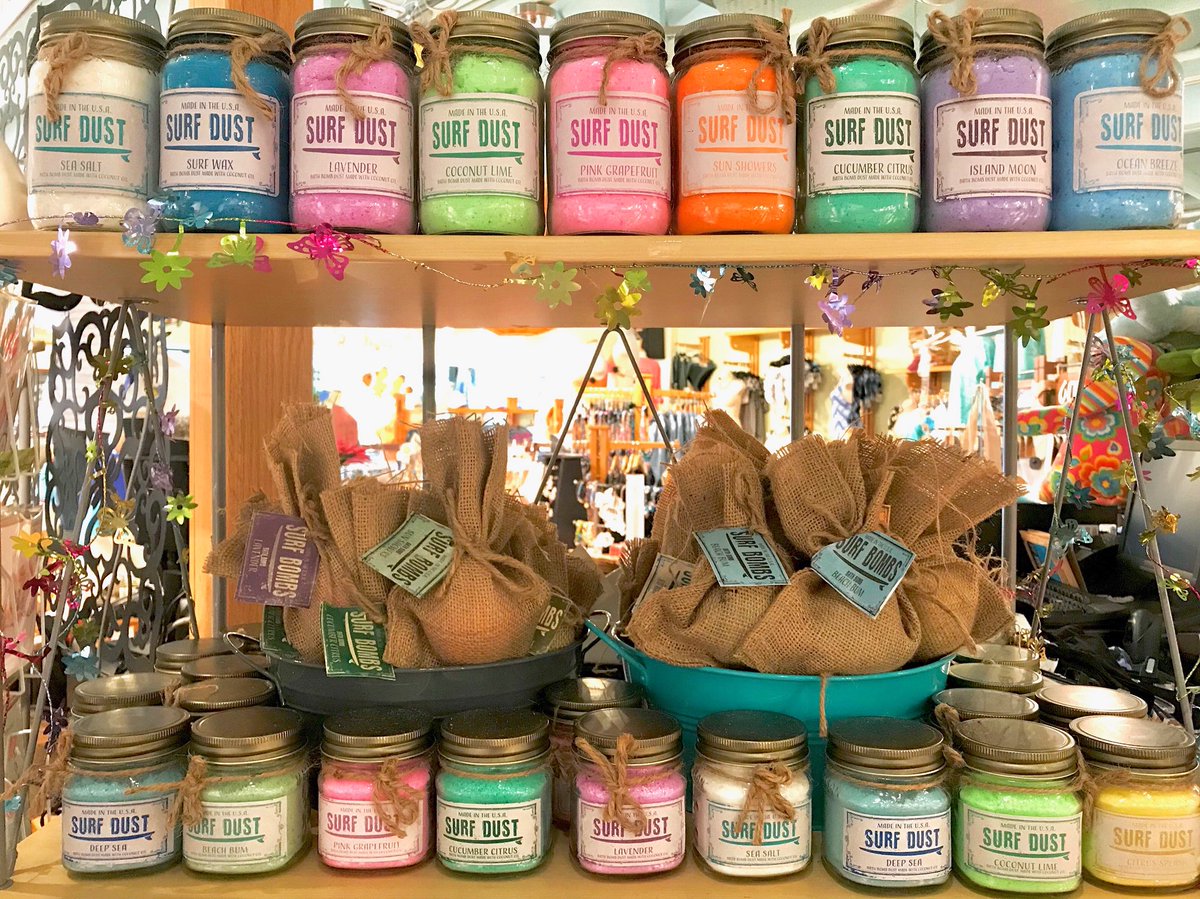 butterfly_beach's tweet photo. Take time out of you hectic schedule to soak in a warm bath and relax.. let our surf dust take you to paradise๐๐#surfdust #butterflybeach #sanibelisland #marcoisland #fortmyers #bathbombs #relaxation #surfergirl #paradise https://t.co/jT9xiDsRH9