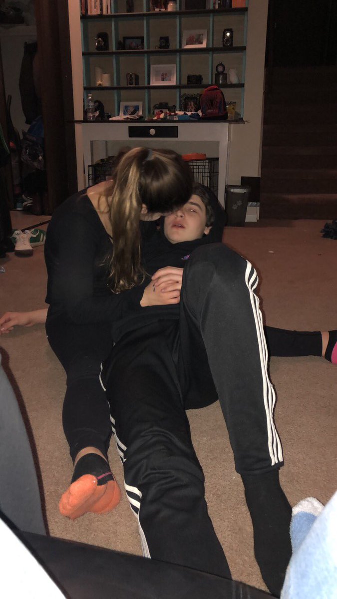 smaerice's tweet photo. HAPPY birthday payton i love u to the moon and back ❤️🖤🧡💛😽 get ready to party tf up in 3 weeks (; #legal https://t.co/4Jzfz72TuW