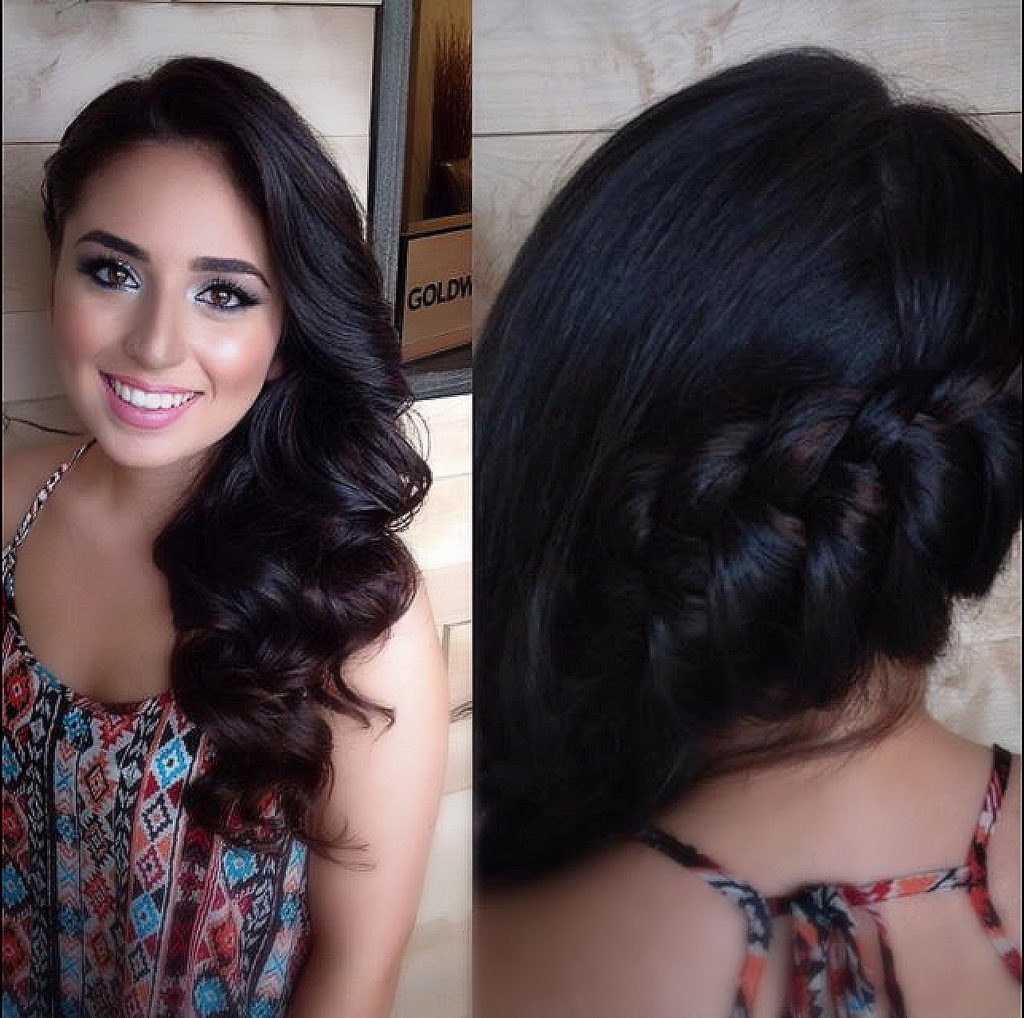 PicasoStudios's tweet photo. It’s Prom Season!!💕
Let our talented team help you look and feel your most beautiful on your special day🎀

Spots are being filled quickly, so make your appointment today! 📞
(905)-851-9106

#prom #hair #beautiful #kms #picasostudios #makeup #goldwell #kerastase https://t.co/idMXAQ44jT