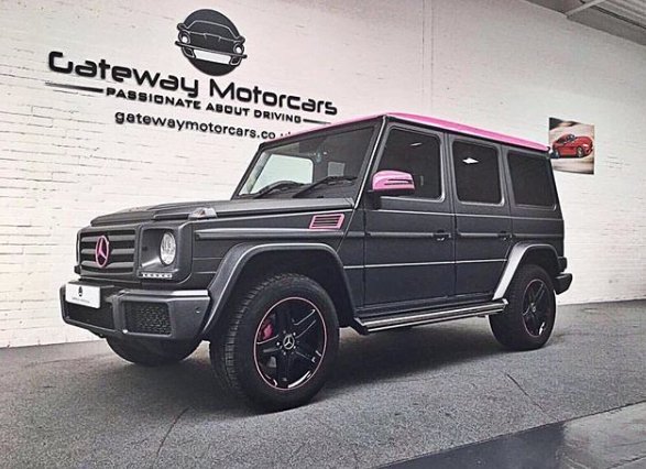VipGateway02's tweet photo. The Mercedes-Benz G Wagon with pink extras 😍 https://t.co/OkdXl81PRC
