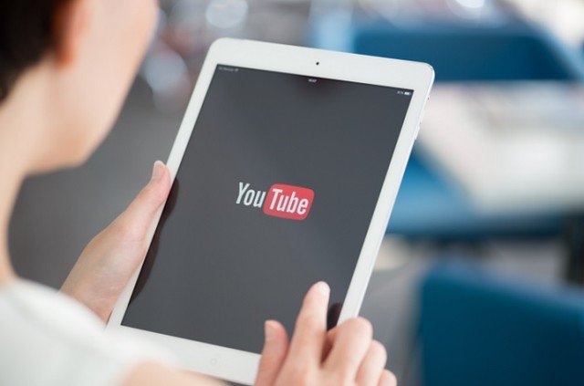 HSMsocialmedia's tweet photo. ADVICE: The ultimate guide to ranking #1 on #YouTube READ the article >>> https://t.co/fCTxwp9Br1 <<< #socialmedia #SEOtips #videomarketing #SEO #Wiltshire #Bristol #digitalmarketing #contentmarketing #hospitality #entrepreneur @TwittBoost99 #ATSocialMeidaUK https://t.co/IUyu7JHyl6