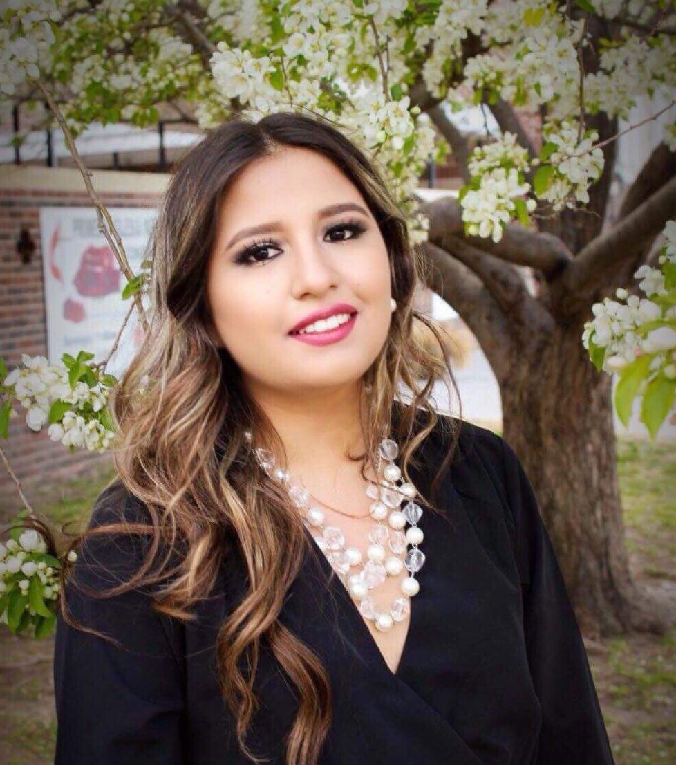 FIRM_Action's tweet photo. This young immigrant describes the anxiety she felt when she realized Trump was ending DACA. Leaders like her are #HereToFight and on March 5th will demand that Congress pass the #DREAMActNow. #HumansofDACA
https://t.co/teMlp2xxnm https://t.co/pQqdO7rpqT