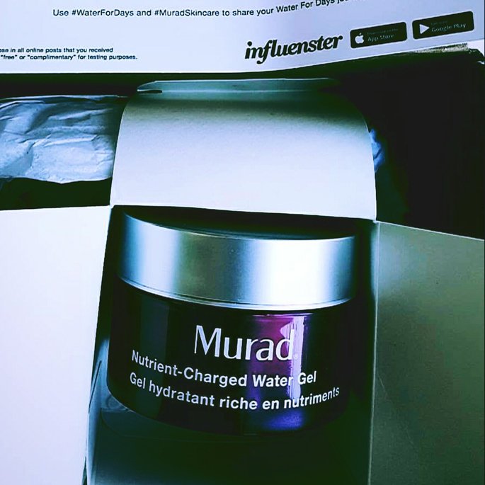 Liliberthms's tweet photo. this baby gel murad is really really cute, i love it, i love the little bottle and this smell sooooo well 💛 im actually use it and i will review again in a few days! https://t.co/EYNmdDBhOy