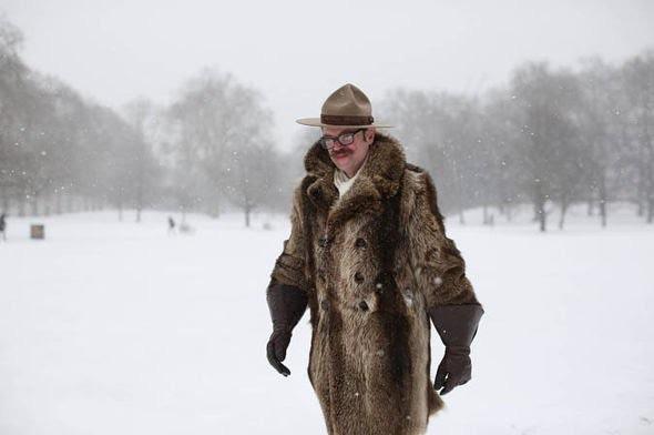 ArrestedDev4Ev's tweet photo. Saw this guy in the news walking around London yesterday. ... .  https://t.co/4LhRVkJO2w #ArrestedDevelopment https://t.co/z8mqqMadAd