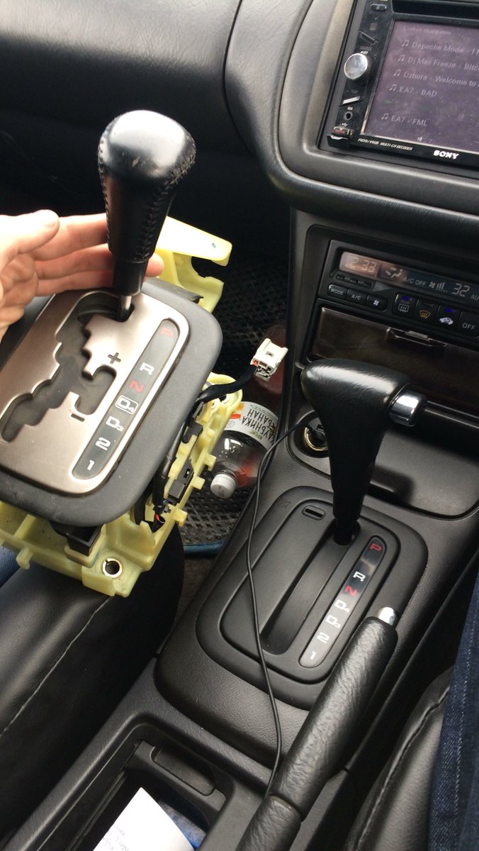 spawn184's tweet image. Кочерга служила верно😋