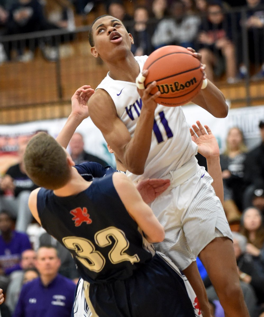 Pioneer_Press's tweet image. Aquan Smart's unselfish play a big reason for Niles North's success

Twitter: trib.in/2I2r2C8 #PioneerSports

(@aquansmart3)