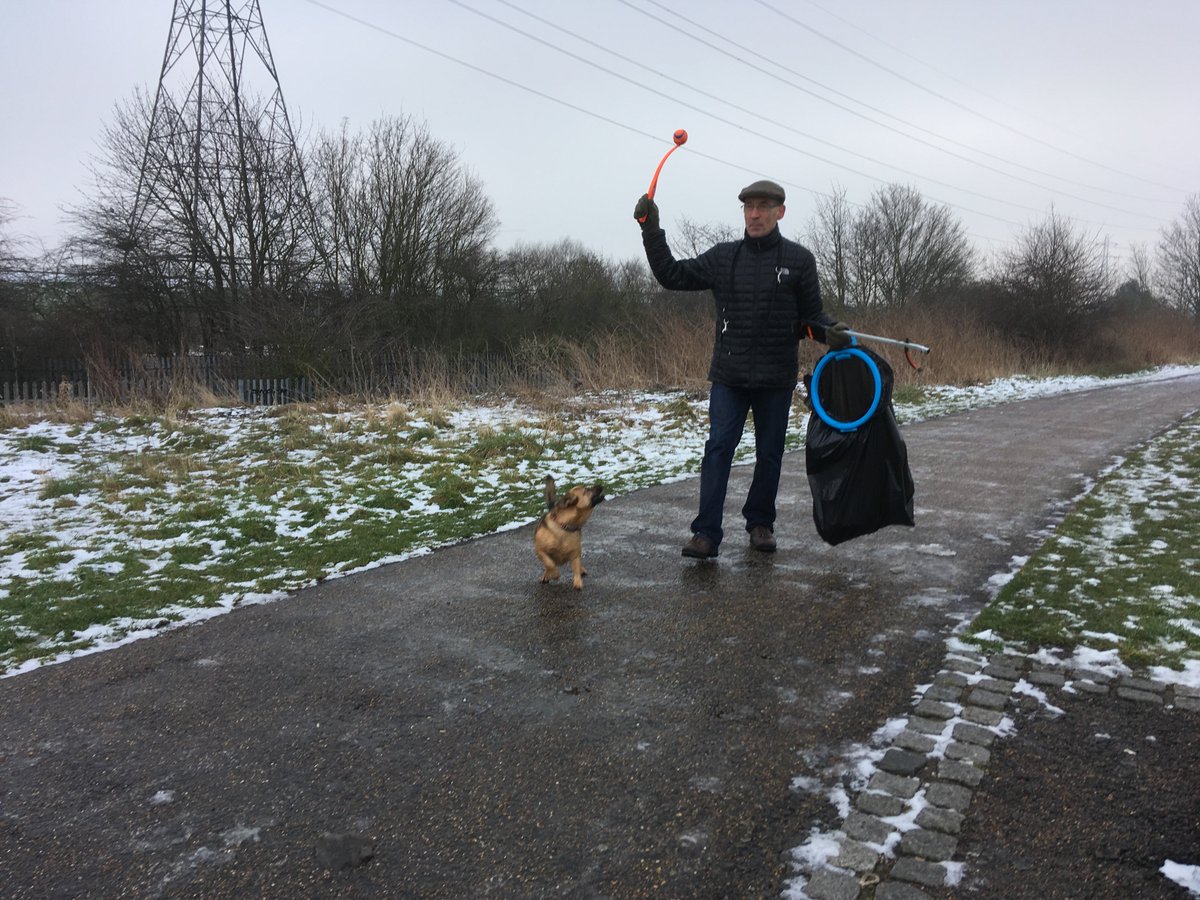 StonebridgeLock's tweet photo. Walk your pooch regularly on the wilds of #TottenhamMarshes? Believe in community-led safeguarding of our #secretlocal? Join in our #dogwalker #2minLitterPick initiative. Contact @StonebridgeLock to find out more https://t.co/n3ASkg5mmg #lovewhereyoulive #dogsoftwitter https://t.co/j23KgFh2ll
