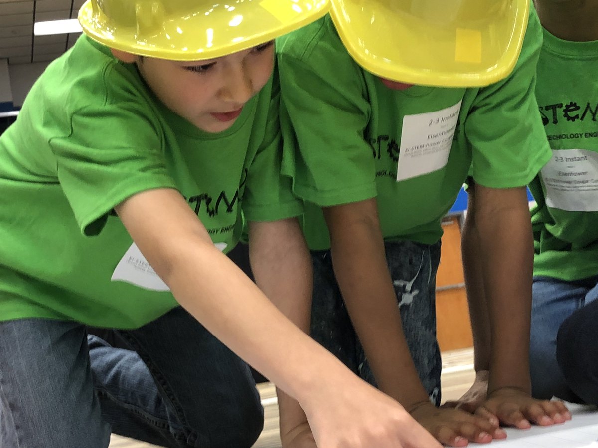 Eisenhower STEM in action during the 2-3 Instant Challenge #teamwork #GPISDSTEM