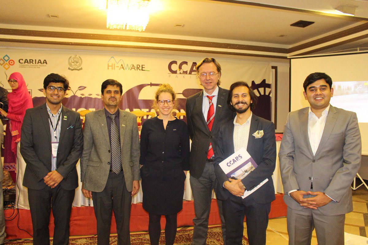 isalardogar's tweet photo. Flip Wester (PI & Project Leader @hi_aware), Dr. Bashir Ahmad (PSO/PI @hi_aware Pakistan), @BiemansHester (CO- PI @hi_aware Netherlands) & Bilal Khalid @leadpakistan with @MMUzairK (MNA- Chairperson Standing Committee of #climatechange. #ccaps18 #parc @icimod @WUR @pid_gov https://t.co/alXfcQrwlY