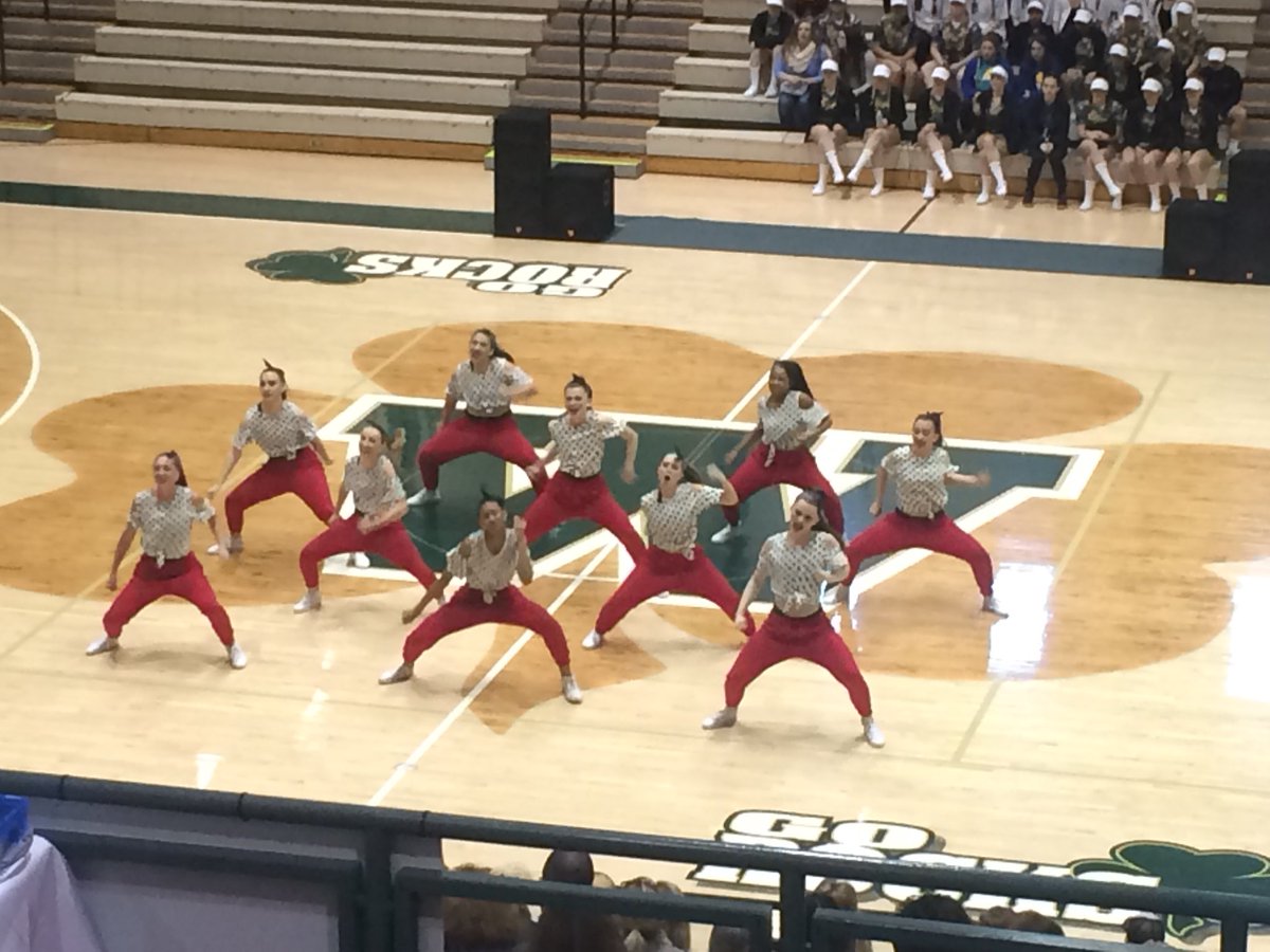 Spartytweets's tweet photo. Homestead JV Hip Hop in Regional Dance Team Competition at Westfield https://t.co/JjZt3K25Ye