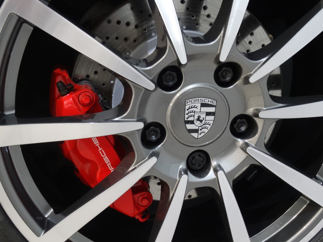 Our stunning 981 #Porsche #Boxster_S  in Anthracite Brown metallic is now live on our website #Porsche_specialist #Yorkshire #summer_is_on_its_way
rpmspecialistcars.co.uk/showroom/