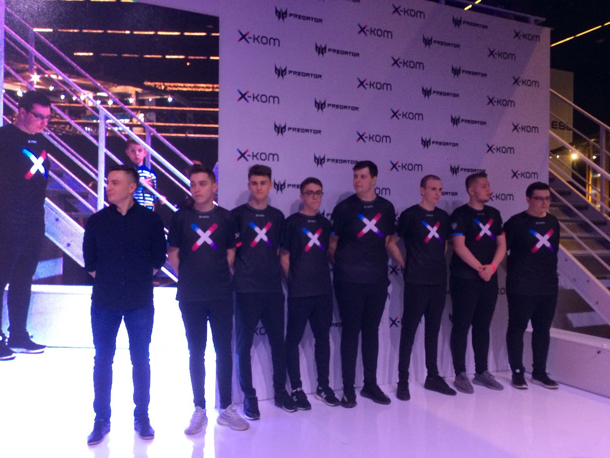 gamers24_pl's tweet photo. Oto @xkom_pl Team w całym składzie - czyli #Venatores zmienia nazwę. #sharethex #IEM https://t.co/BjYbeMkfdm