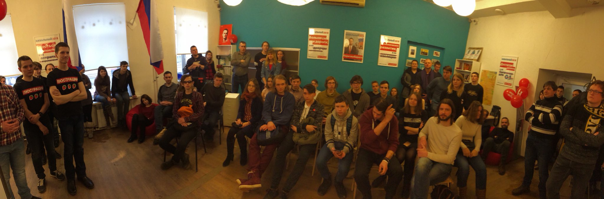 DXYO9ElWsAEAs7x.jpg:large