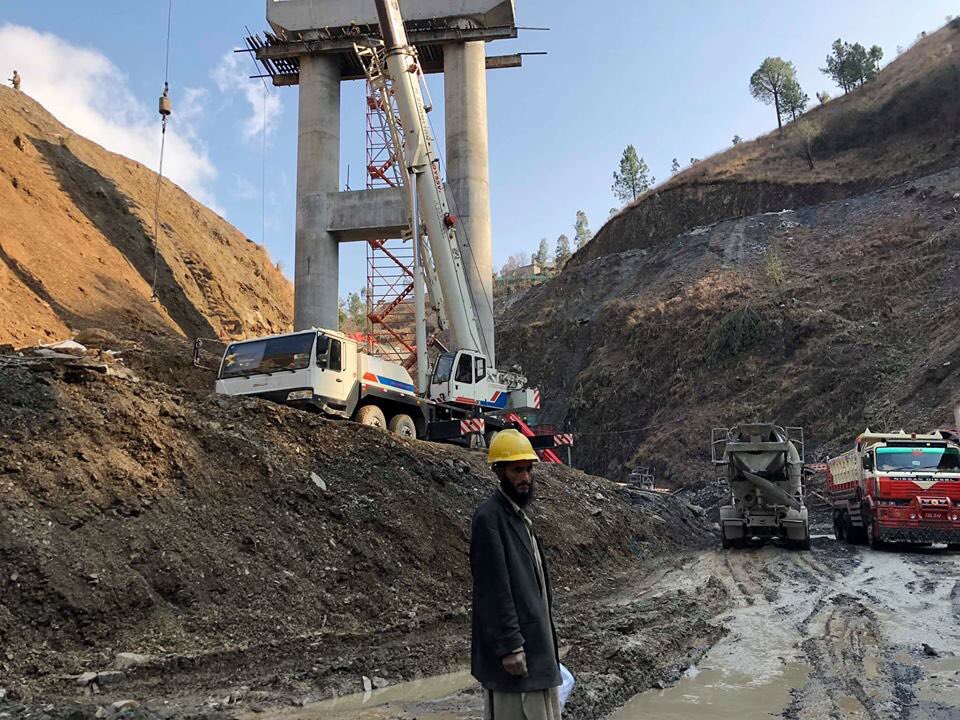 CPEC_UPDATE's tweet photo. #Havelian #Thakot section #Abbottabad #Mansehra section is under construction.KKH Phase-II 118Km 
#CPEC #obor @zamirasadi  @zlj517  #Pakistan https://t.co/JyuXzVM4XW