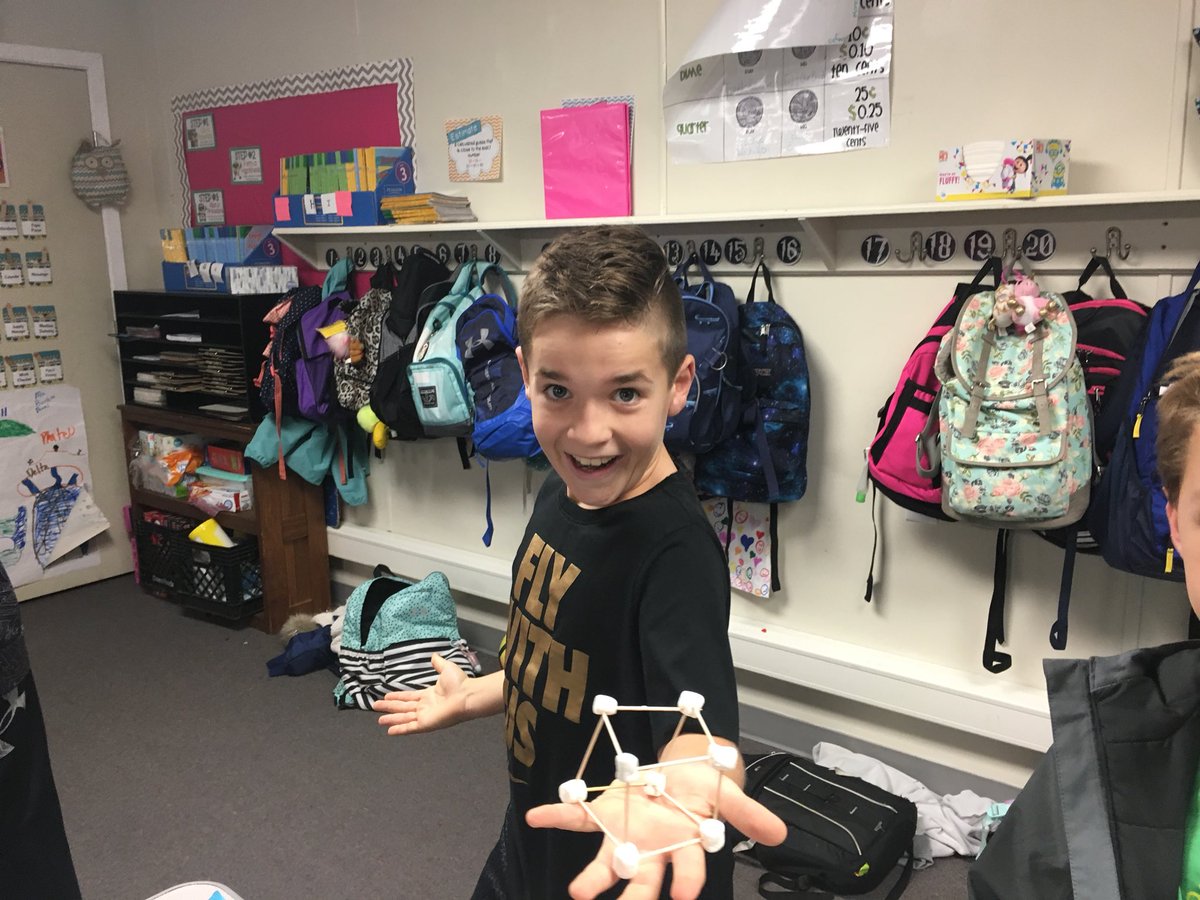 MsSimpson8's tweet photo. 3D Shapes!!! #foodlearningfun @FierceFolsom https://t.co/0lzfCAhG0n
