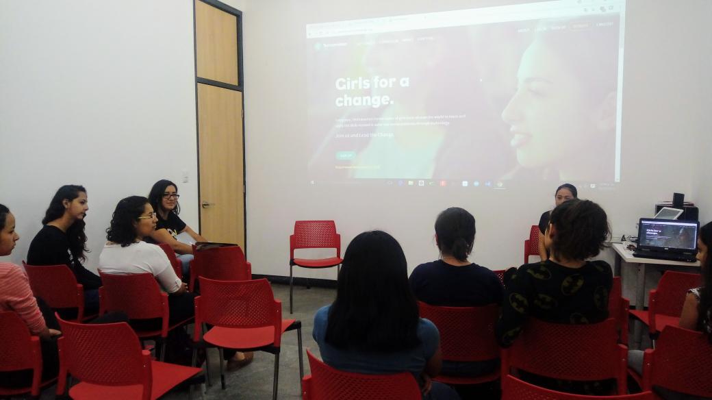 Iconmunity tweet media