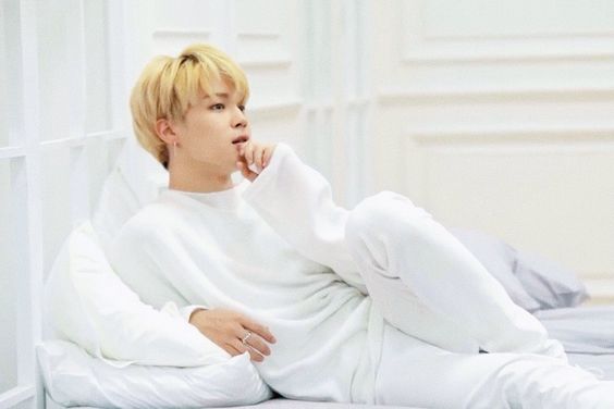 Dira Yoongina tweet media