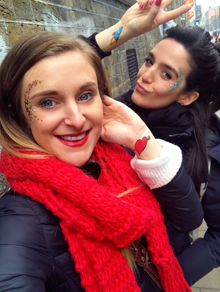 Laurensamuels88's tweet photo. If we go to a wedding fair, we WILL take advantage of all the free shit... #curiousweddingfair #tattoobooth #glitterbooth https://t.co/CduSAsINtf