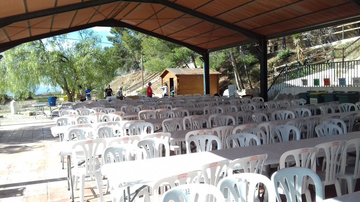 CrevillentATneu's tweet photo. 7a #calçotada i gatxamigada popular de #Crevillent. Moltes gràcies a totes i tots els que heu fet possible aquesta jornada a la nostra serra. Aquesta ha sigut la primera calçotada en la que hem col•laborat i esperem que hi siguen moltes mes. Seguim endavant! #ateneu #FemPoble https://t.co/zEK2HWNb8L