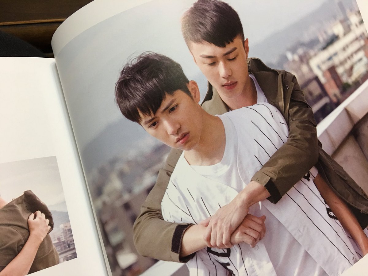 Rumeilife V Twitter History2 越界 Historywebseries 越界 写真集再婚兄弟cp 兄さん役の施柏宇はdukeと同じ事務所 伊林eelin に所属してる モデルさん 弟役の楊孟霖は萌え