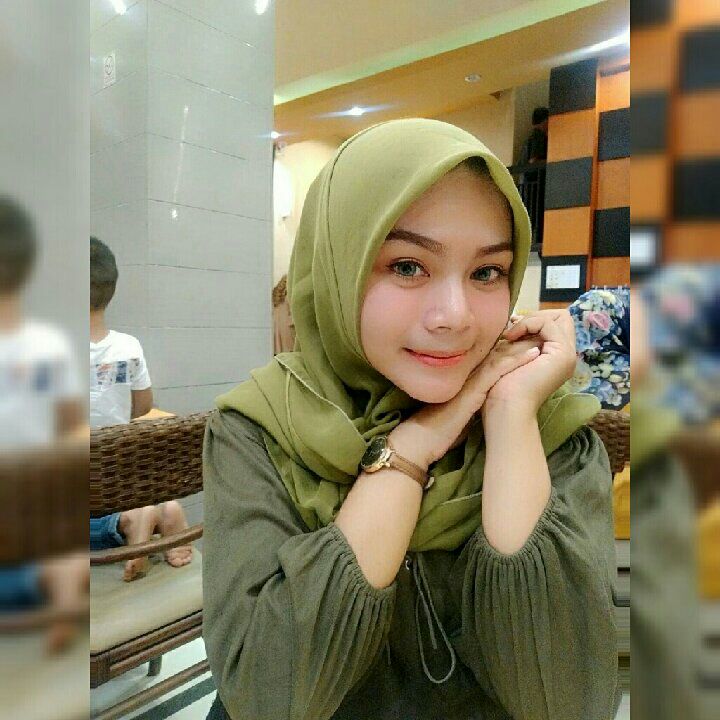 novanOS5's tweet photo. Siaran paling keren hanya di Go Live!# https://t.co/Dp3Nl0escm https://t.co/DRQcme1kJg