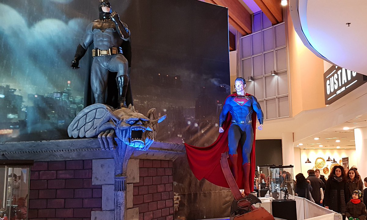 anboemo's tweet photo. .@abollis -
Grande successo all'#Emisfero di #Monfalcone dello spettacolo con i #Super #Heroes: #Superman #Hulk #Catwoman ecc. -
@caicio @mamolodegravo @AlfaFacchinetti @giuseppe @marina52182 @SuttoraM @SaraSanson67 @SandraLoSasso @FVGlive @somewherefvg @de_walderstein https://t.co/BEmli68QLR