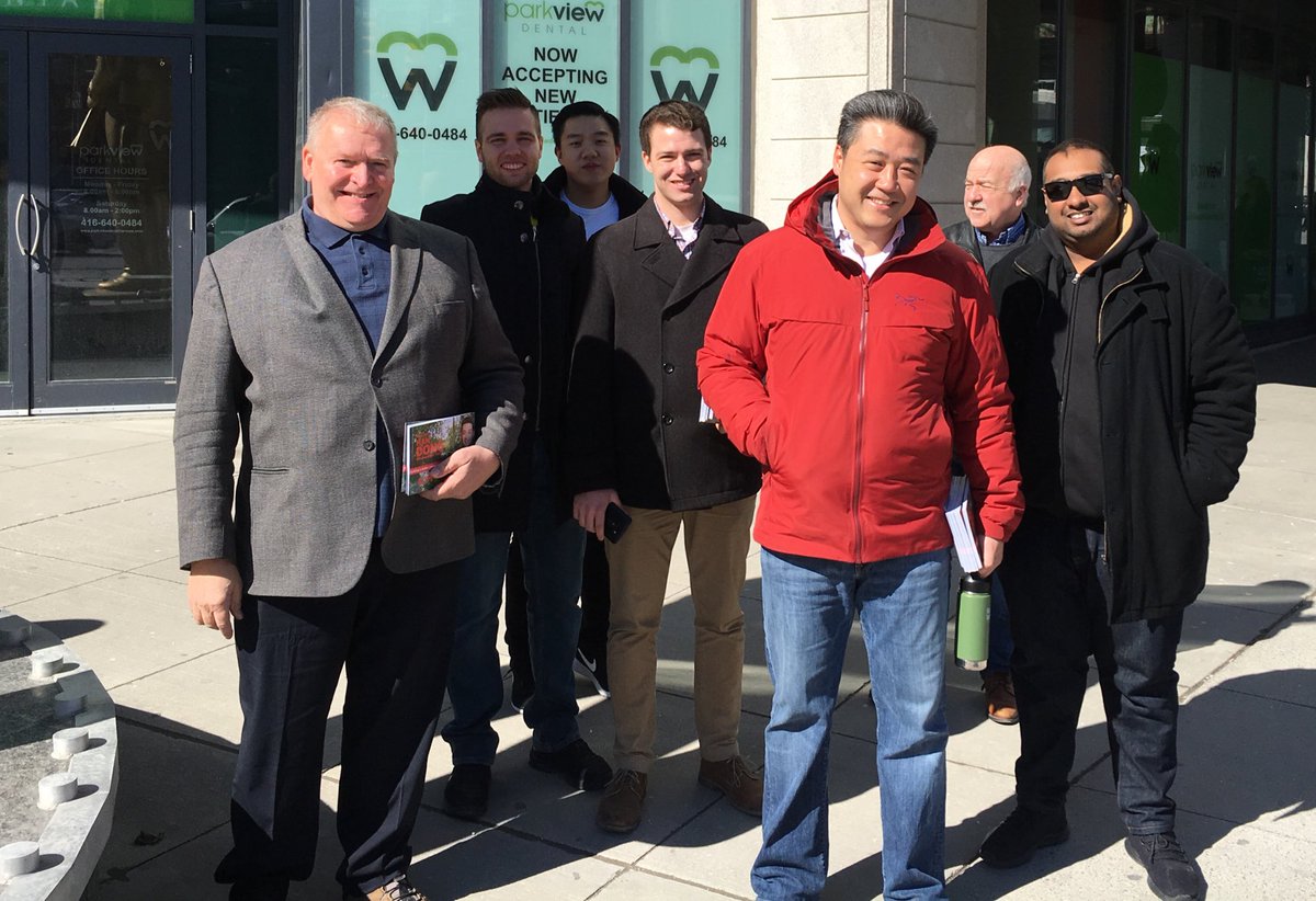 handongontario's tweet photo. It's time! We are kicking off a #DayofAction in #TrinitySpadina #Spafy Knocking on doors 🚪 🚪and having some fun too! Keep in touch! I want to hear from you!! hdong.mpp.co@liberal.ola.org @OntLiberal #toronto #ontario #Olp https://t.co/IVnIzu7y32