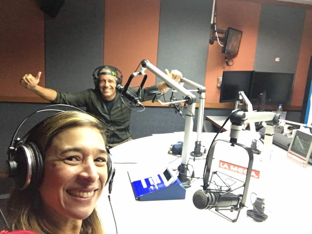 ImpactHubCcs's tweet photo. Gracias a @gerhardweil y @lamega107 por invitar a nuestra cofundadora y directora @clovalladares (Claudia Valladares) a @zonaradical, un espacio en el que pudimos dar las buenas noticias en el campo del emprendimiento. #radio #liderazgo #resiliencia #emprendimiento https://t.co/QcjAAbyBhr