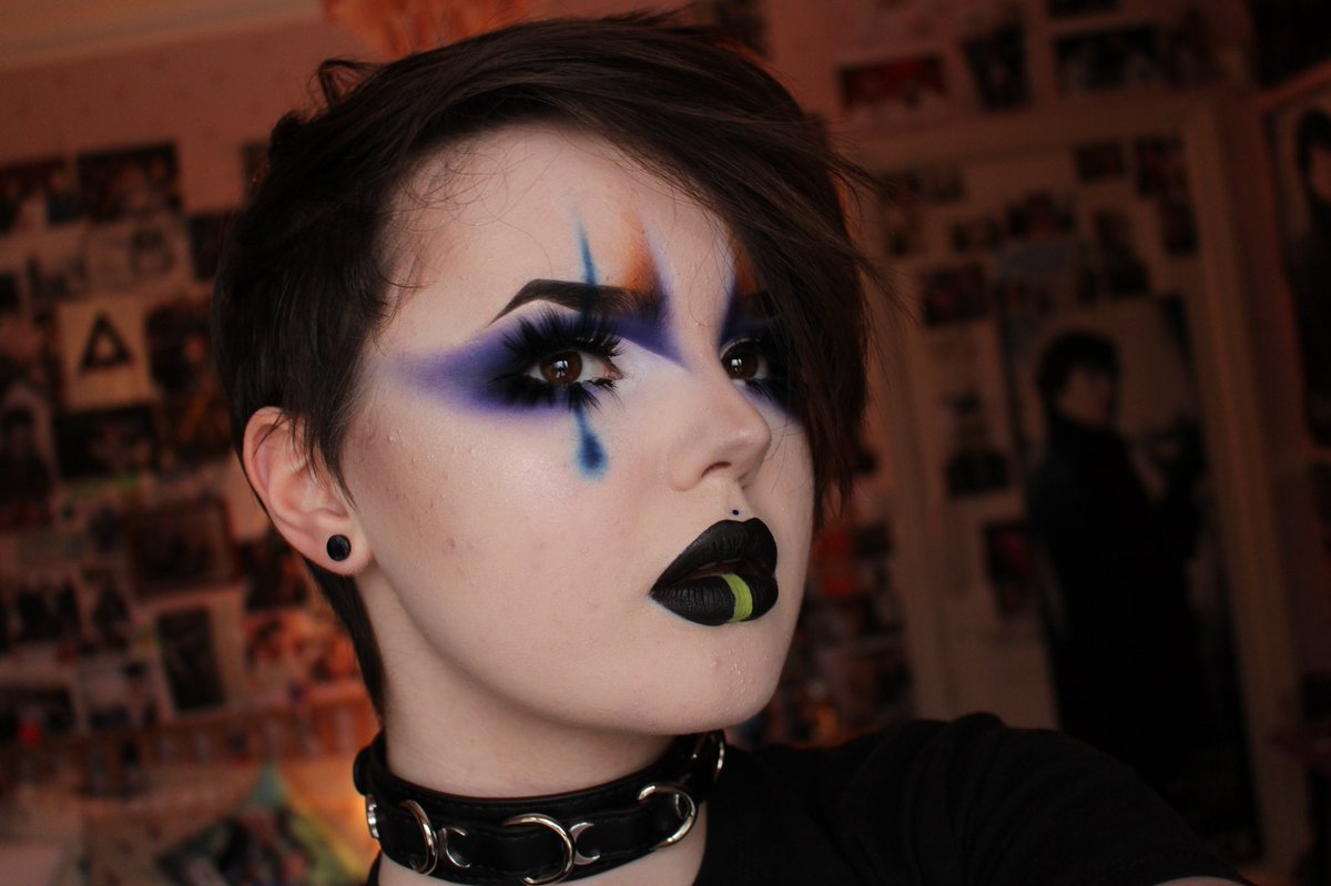 Uhhhh Tooth Boy I H A T E How It Turned Out But I Did Joker From Black Butler Inspired Makeup Today