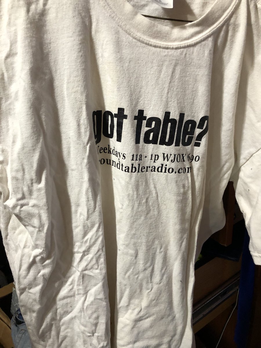 Ronnie_Hagood's tweet photo. @jimdunaway @TheLanceTaylor @RyanBrownWJOX Found a vintage shirt today, how much would it be worth on EBay? #gottable https://t.co/XCQFZ5LCCJ