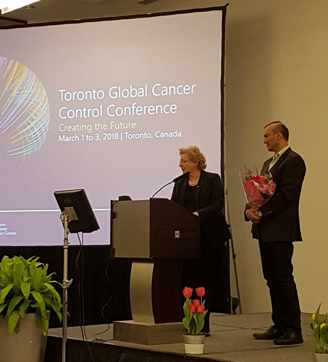 TOglobalcancer's tweet photo. @marykge @countthedead thanking all of the sponsors, supporters and scientific partner @TheLancetOncol for making this conference possible @UofT_dlsph  and especially Mary Hooey for organizing! #TOglobalcancer #thatsawrap https://t.co/eAyA9VDWK4