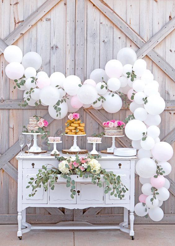 Celebrity wedding planner Mindy Weiss’s top trends for 2018: goo.gl/ENoyyH