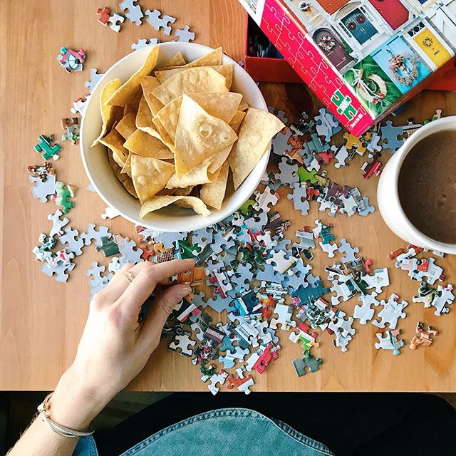 NOLAsSalsa's tweet photo. RT @mouthfoods: Always start with the edges...we're talking about the chips, of course. 📸: @MiNinaTortilla https://t.co/CBKosZNEIp https://t.co/sW1a0M3RDz