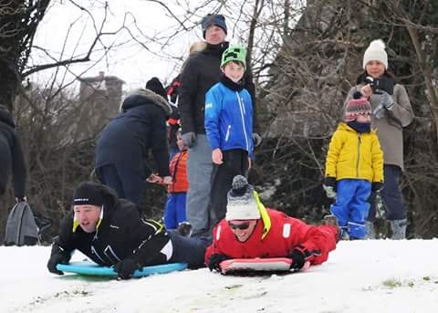 Siobhán Russell Photographer (@siobhansrussell) on Twitter photo Vincent O'Donovan of The Carrigdhoun Newspaper snow-boarding with wife Mairead at Crosshaven Pitch & Putt 3rd March '18 <a href="/Carrigdhounnews/">Carrigdhoun Newpaper</a> @Corksouthnews <a href="/CarrigPhysio/">CarrigalinePhysio</a> <a href="/CarrigalineLion/">Carrigaline Lions</a> <a href="/Crosshaven8km/">Crosshaven Road Race</a> @PhotosCork <a href="/BarkerPhotograp/">Barker Photographic</a> <a href="/CarrigalineTT/">CarrigalineTidyTowns</a> <a href="/Corkcoco/">Cork County Council</a> <a href="/irishexaminer/">Irish Examiner</a> Vincent O'Donovan of The Carrigdhoun Newspaper snow-boarding with wife Mairead at Crosshaven Pitch & Putt 3rd March '18 <a href="/Carrigdhounnews/">Carrigdhoun Newpaper</a> @Corksouthnews <a href="/CarrigPhysio/">CarrigalinePhysio</a> <a href="/CarrigalineLion/">Carrigaline Lions</a> <a href="/Crosshaven8km/">Crosshaven Road Race</a> @PhotosCork <a href="/BarkerPhotograp/">Barker Photographic</a> <a href="/CarrigalineTT/">CarrigalineTidyTowns</a> <a href="/Corkcoco/">Cork County Council</a> <a href="/irishexaminer/">Irish Examiner</a>