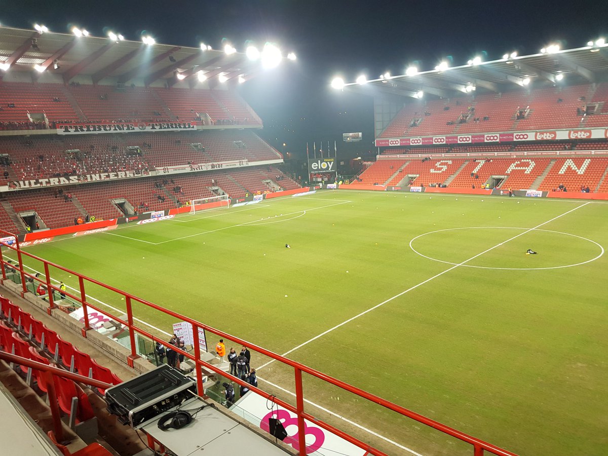 KevSauvage's tweet photo. Moins d'une heure avant le coup d'envoi de ce #Stamal Po1 ? Po2 ? Maintien ? Proximus League ? ๐คทโโ๏ธ#importantgame @ladh https://t.co/xl4TiW2IkS
