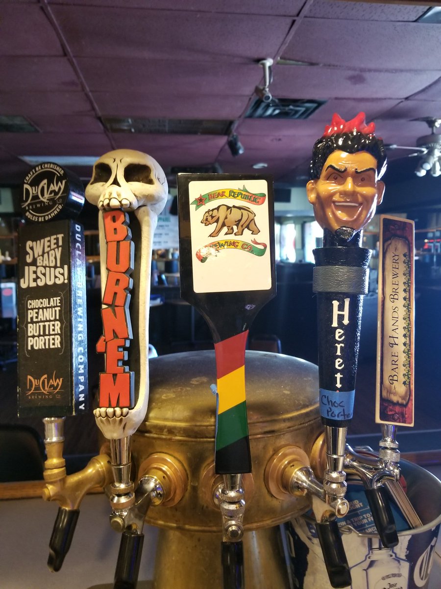 nippers2's tweet photo. Craft beers on draft.  What's your favorite Craft? https://t.co/iN094mxPU6