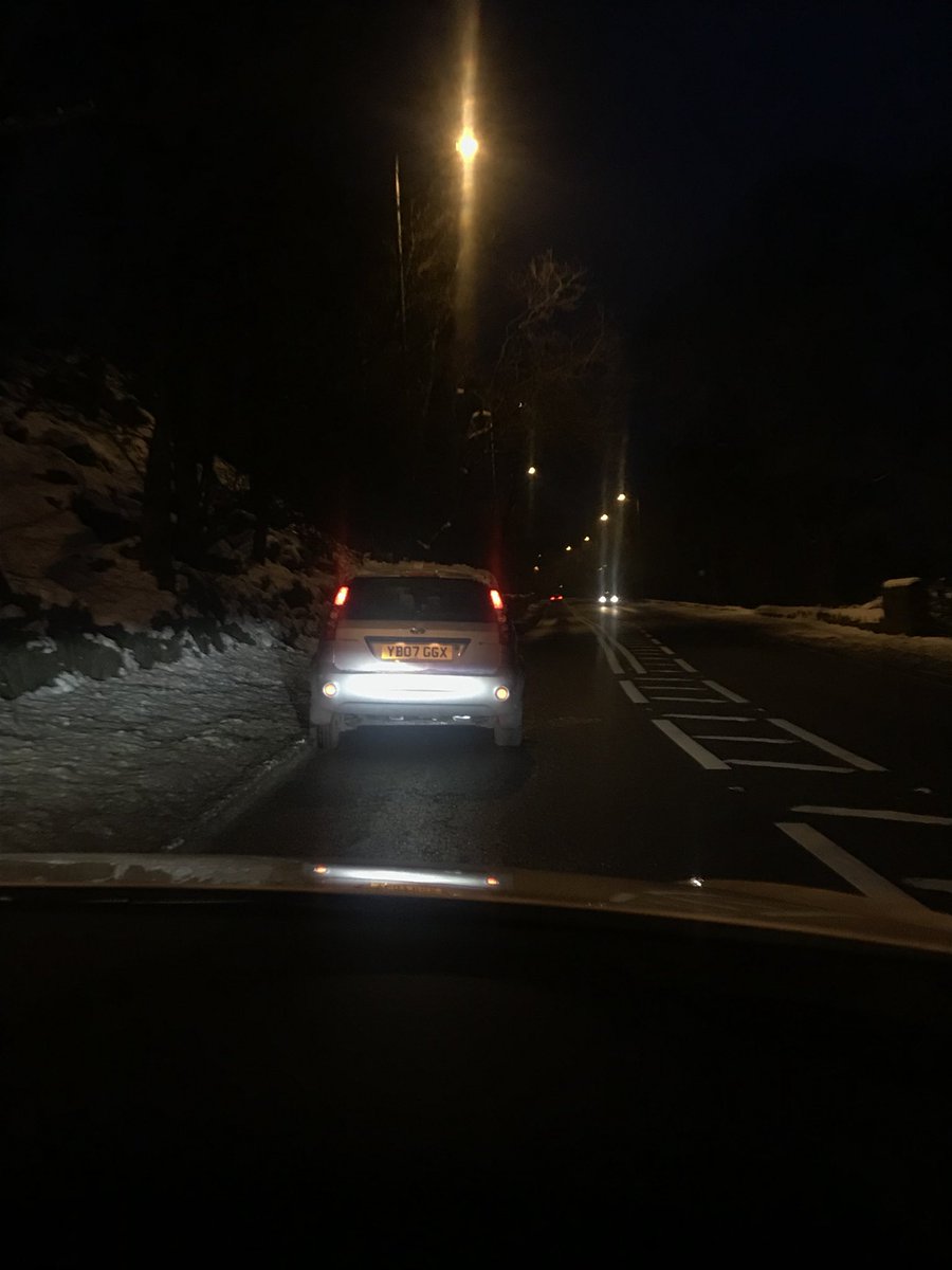 1) Appalled at the fact that the police vehicle YJ64 CFD driving towards #Otley in front of me didn’t think twice about stopping for the elderly gentleman who had broken down. Did you not see him pull over with his hazard lights on <a href="/NYorksPolice/">North Yorkshire Police</a> <a href="/WestYorksPolice/">West Yorkshire Police</a> ??