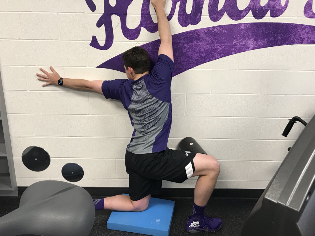 ZachDechant's tweet photo. Start Friday at throw 90 pitches......reset the body on Saturday. Priority is regain lost motion. We let the body rest post game. No exercises or programs. And heat it back up the next day w lots of blood flow. https://t.co/qqNNmiSaqq