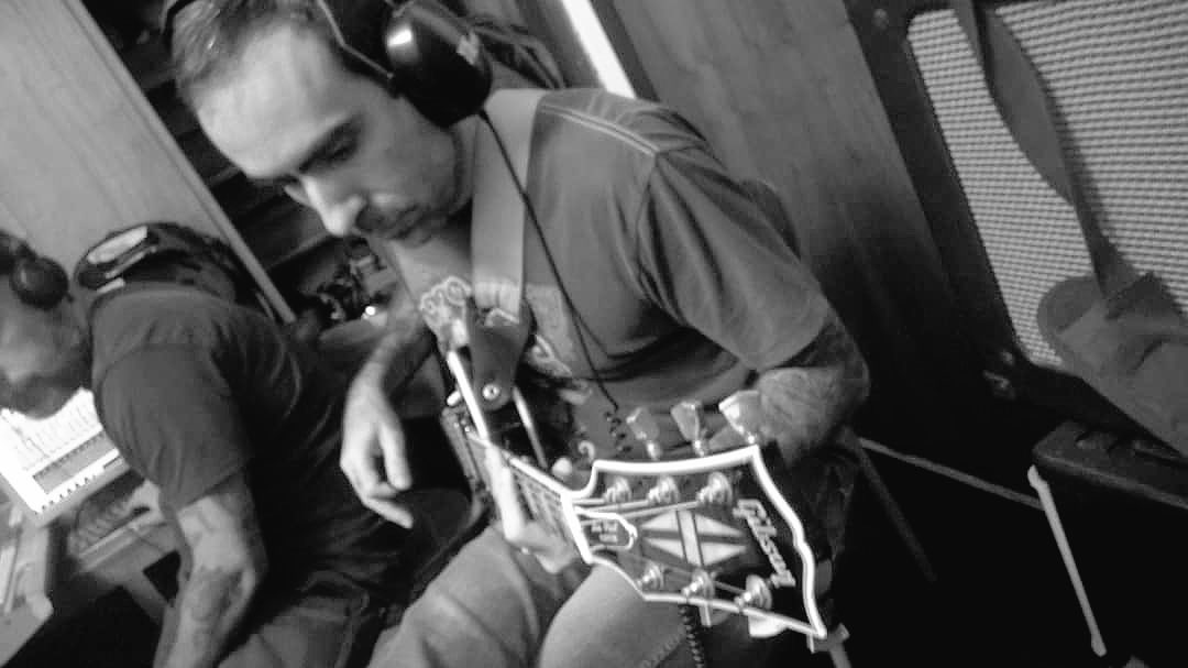 Grabando guitarras con Ernesto F 🤘🏻💀 ( nuevo EP )