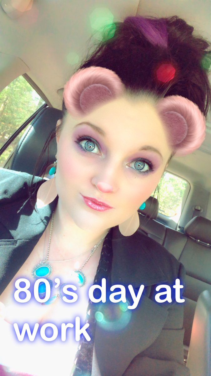 hannah_bug613's tweet photo. 80’s Day at Work! https://t.co/CIdQYIPB2J