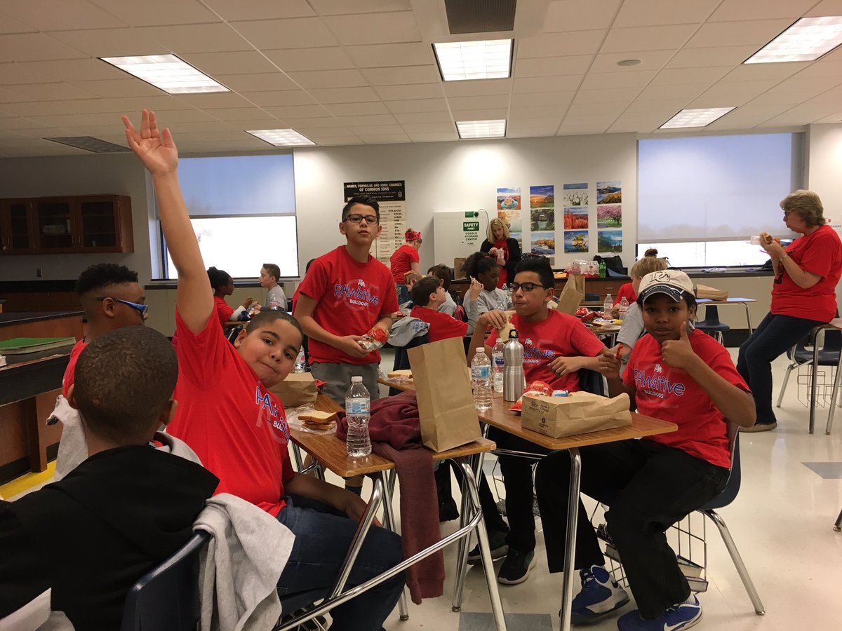ICEBULLDOGS's tweet photo. Prep KC 5-6 Math Relays!  Way to go CSD#58 CHAMPS!  ICE Bulldogs Silver Winners! https://t.co/CdaFx8hoIY