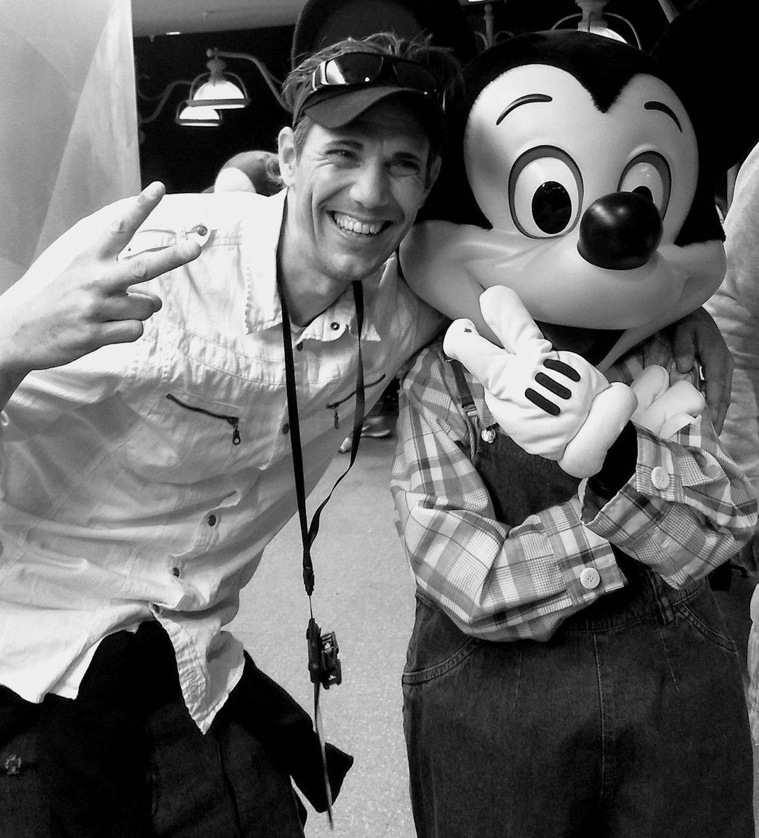 MiamiVideoKings's tweet image. Mickey Mouse Deuces! photos.app.goo.gl/FZ95HL5HJfyc5G…