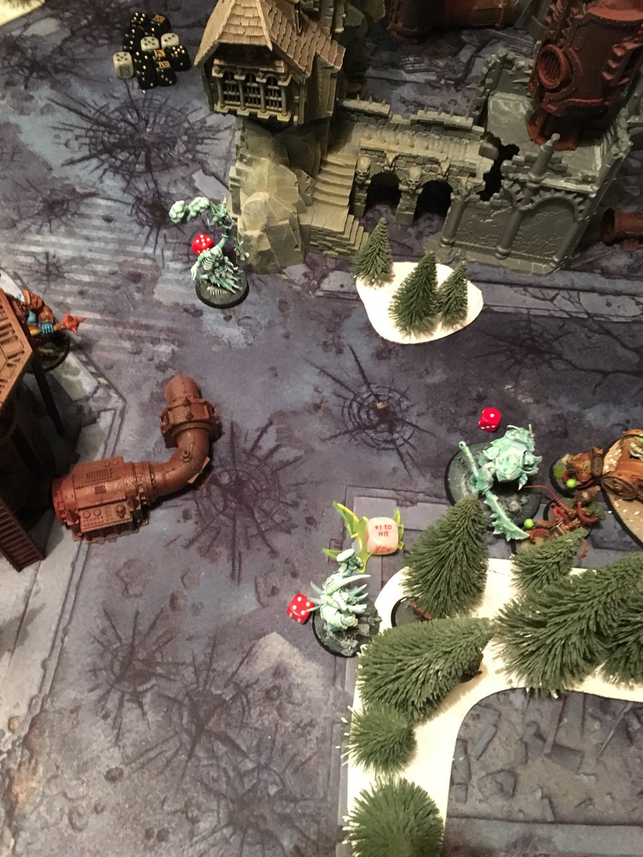 tinracersteve's tweet photo. Game 3 ends with destruction taking the Titans works but very close at the end. Great day at the #snowpenday https://t.co/SZY8m12VVO