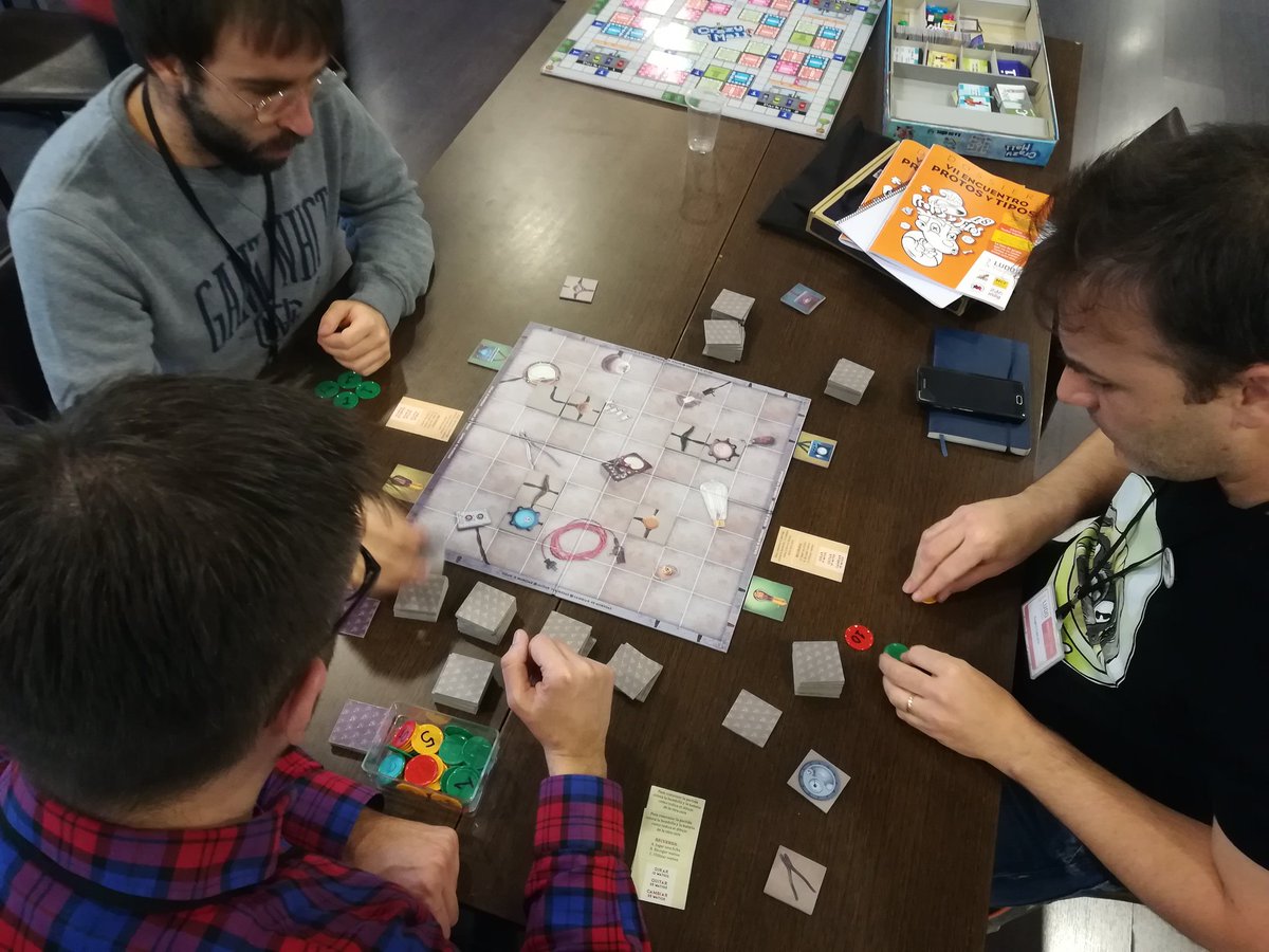 asociacionludo's tweet photo. #prototipo #ProtoPyT2018 #PyT2018 https://t.co/a99a0zJCZA