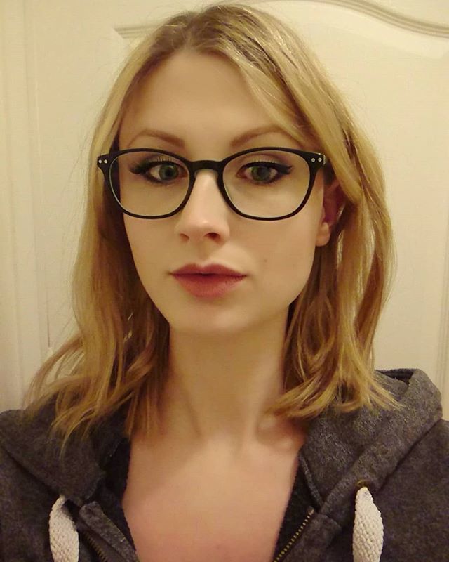 Goth Auntie On Twitter I Look Like A Different Person With My