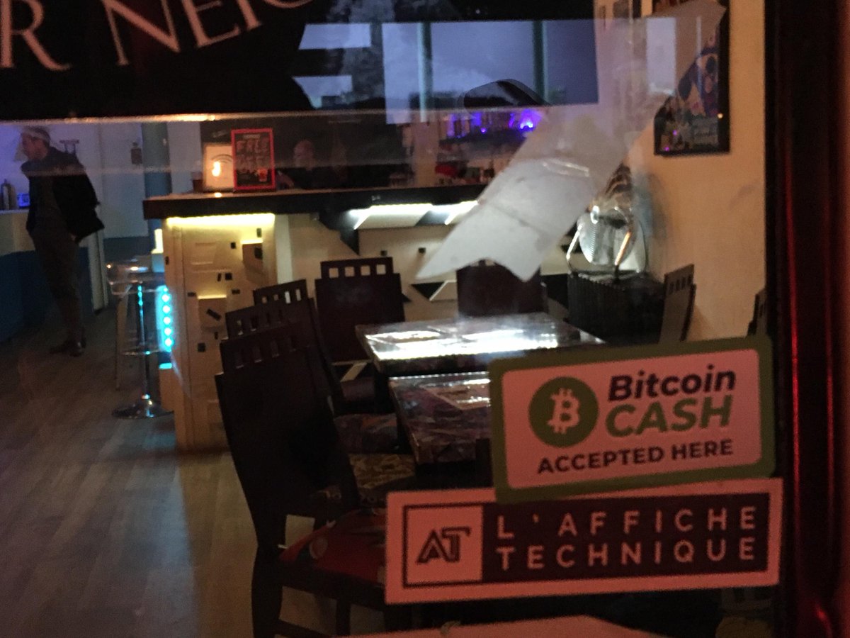 2.0 Bar becomes the first bar in Paris to accept Bitcoin Cash!  https://t.co/y4j8guZb81