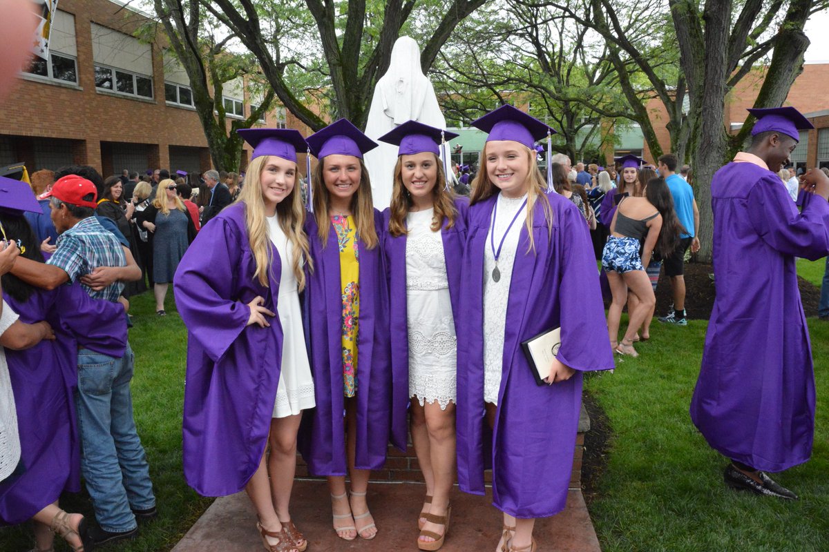 HAPPY 19th BIRTHDAY TO MY BEST FRIEND! Love and miss you so much! Have a great day❤️ <a href="/mads_alexandria/">madelyn ★</a>